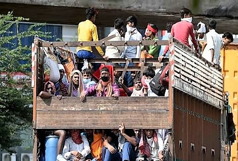 Patripul residents heading home during lockdown